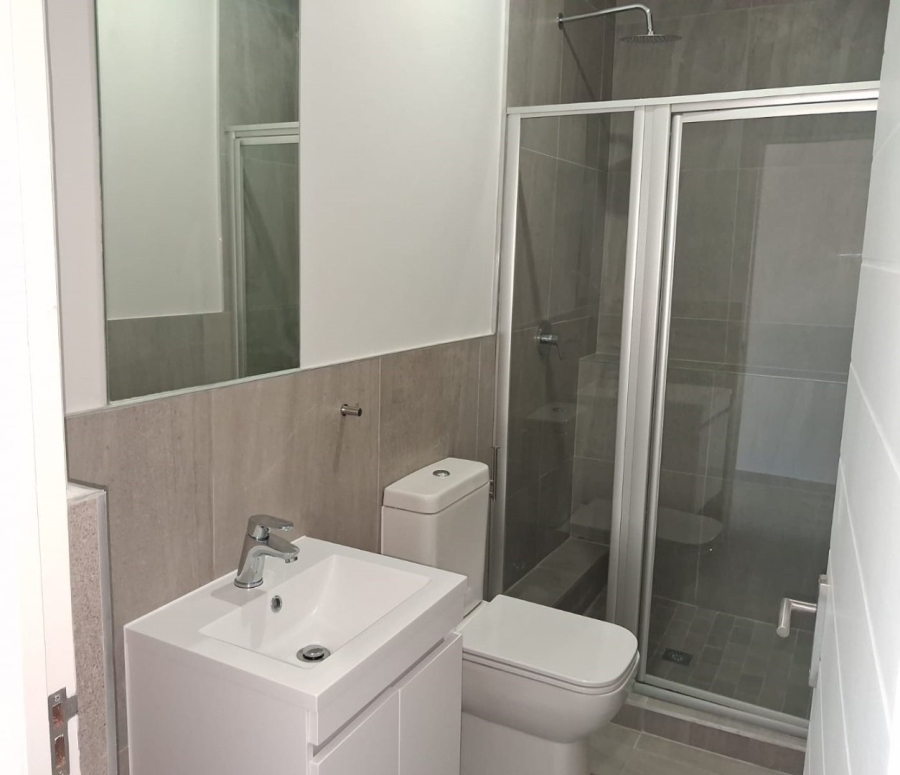 1 Bedroom Property for Sale in Table View Western Cape